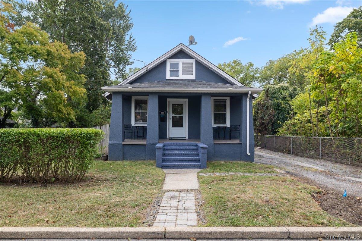 246 Locust Avenue, Babylon, NY 11702