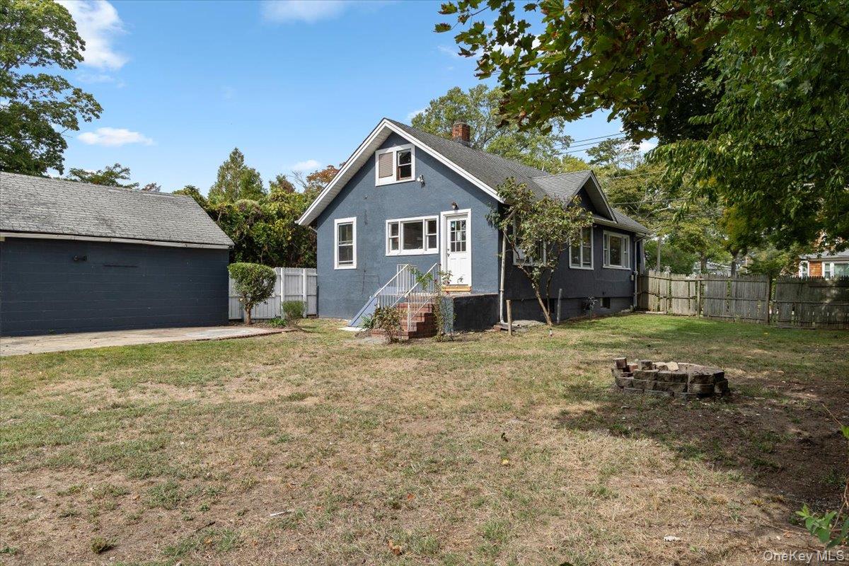 246 Locust Avenue, Babylon, NY 11702