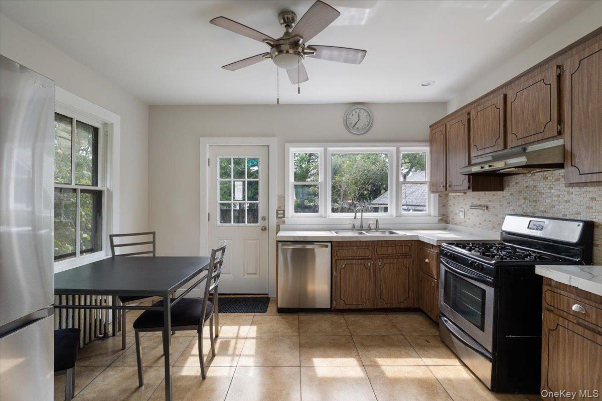 246 Locust Avenue, Babylon, NY 11702