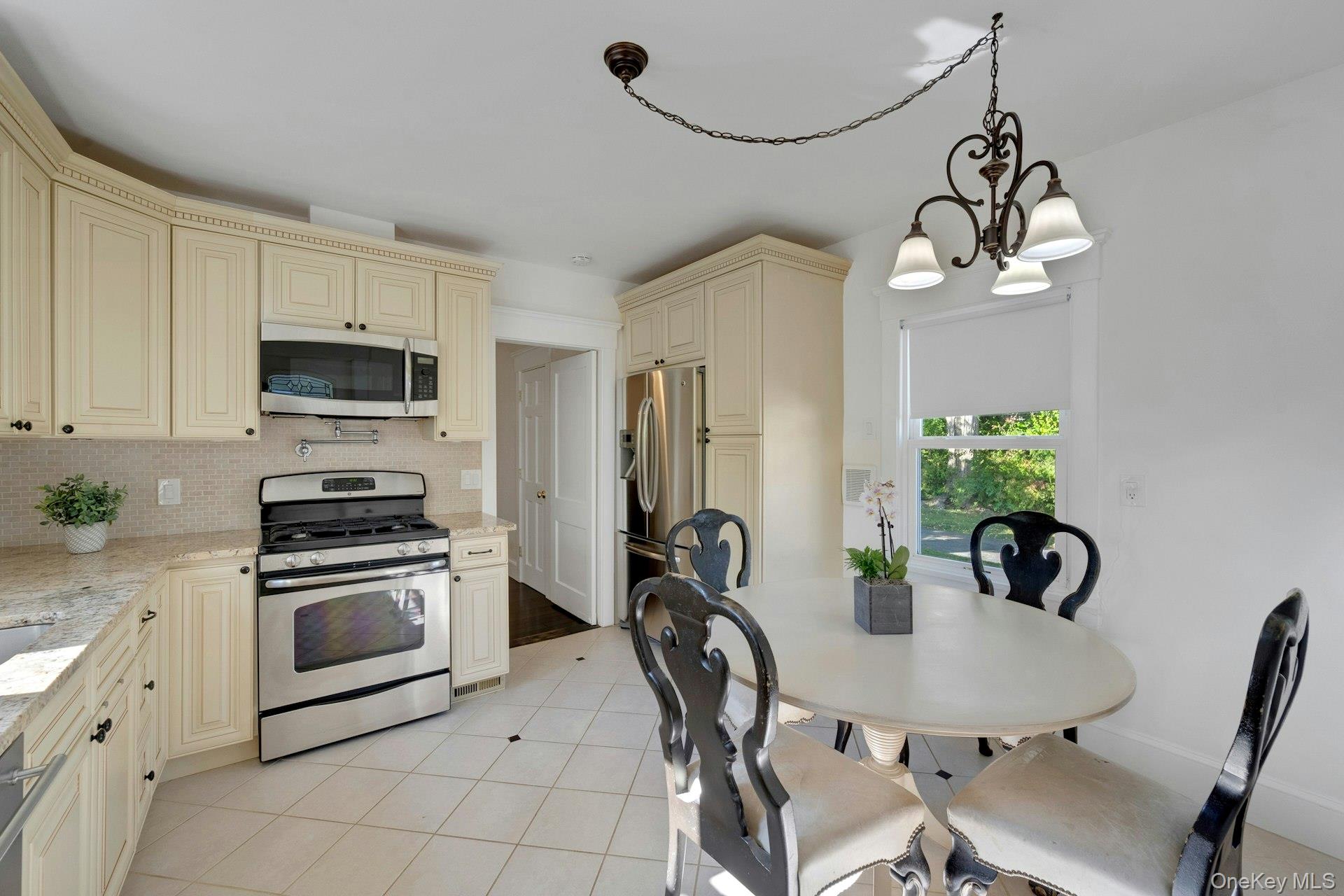 5 Glen Street, Ossining, NY 10562