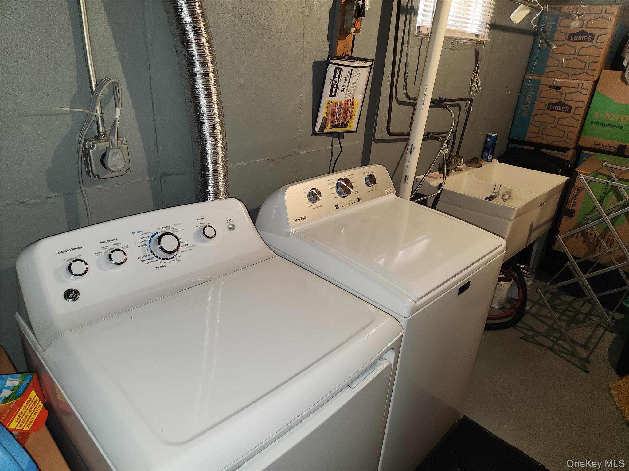 305 Warren Street, Uniondale, NY 11553