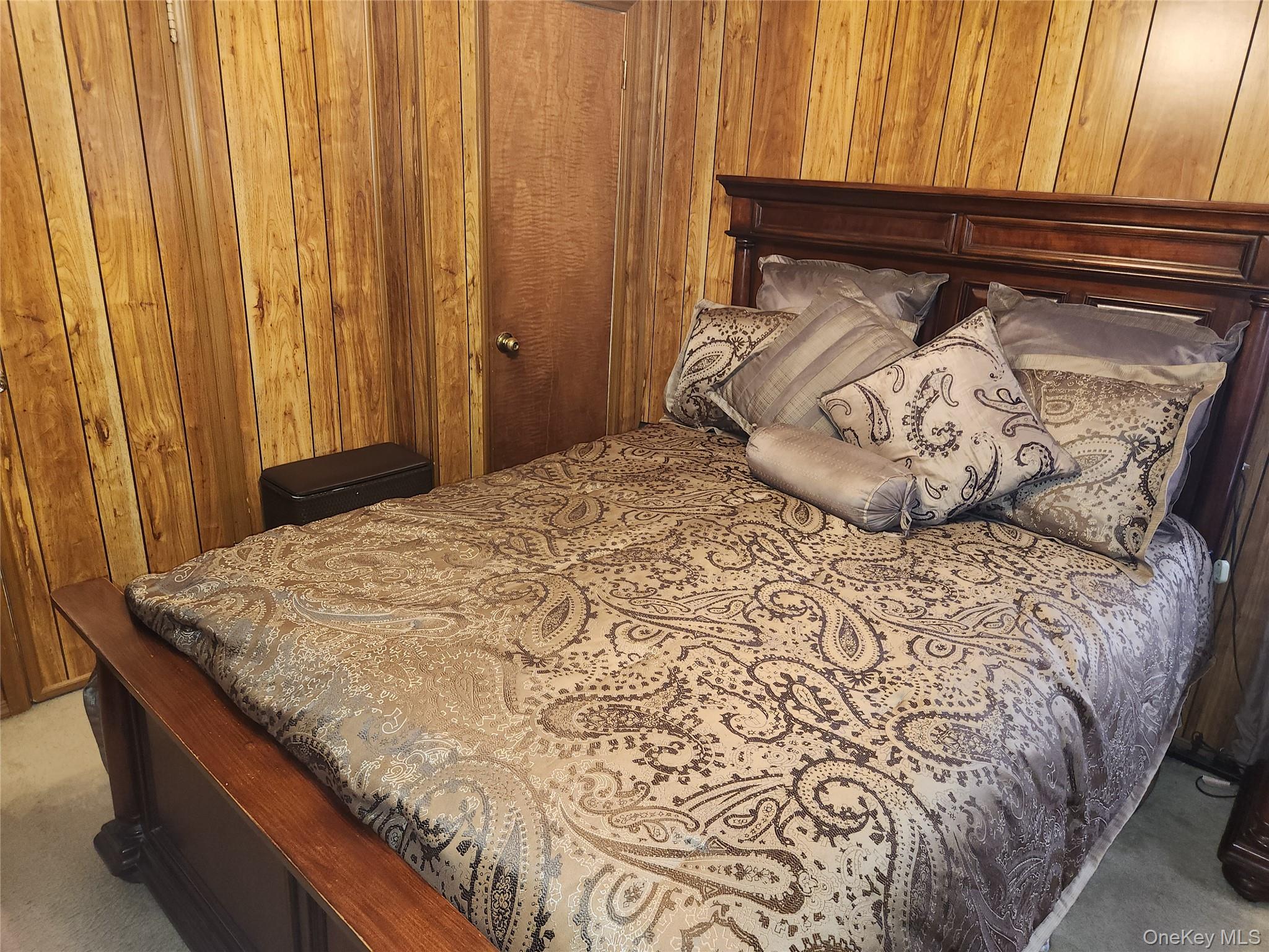 305 Warren Street, Uniondale, NY 11553