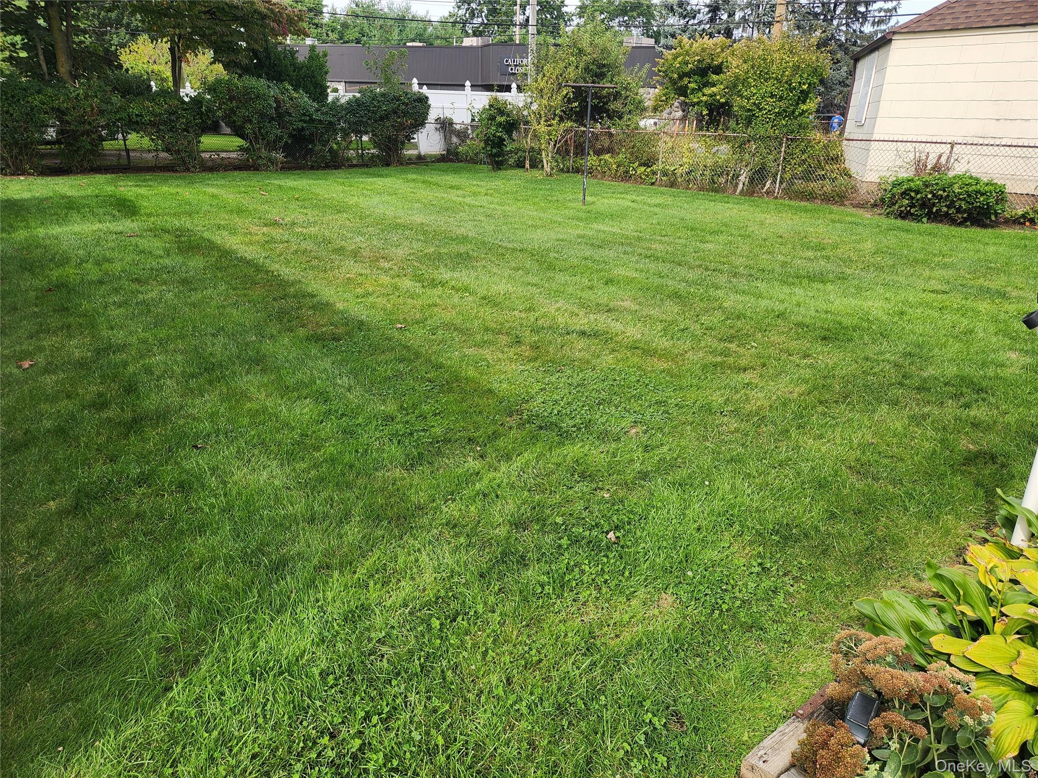 305 Warren Street, Uniondale, NY 11553