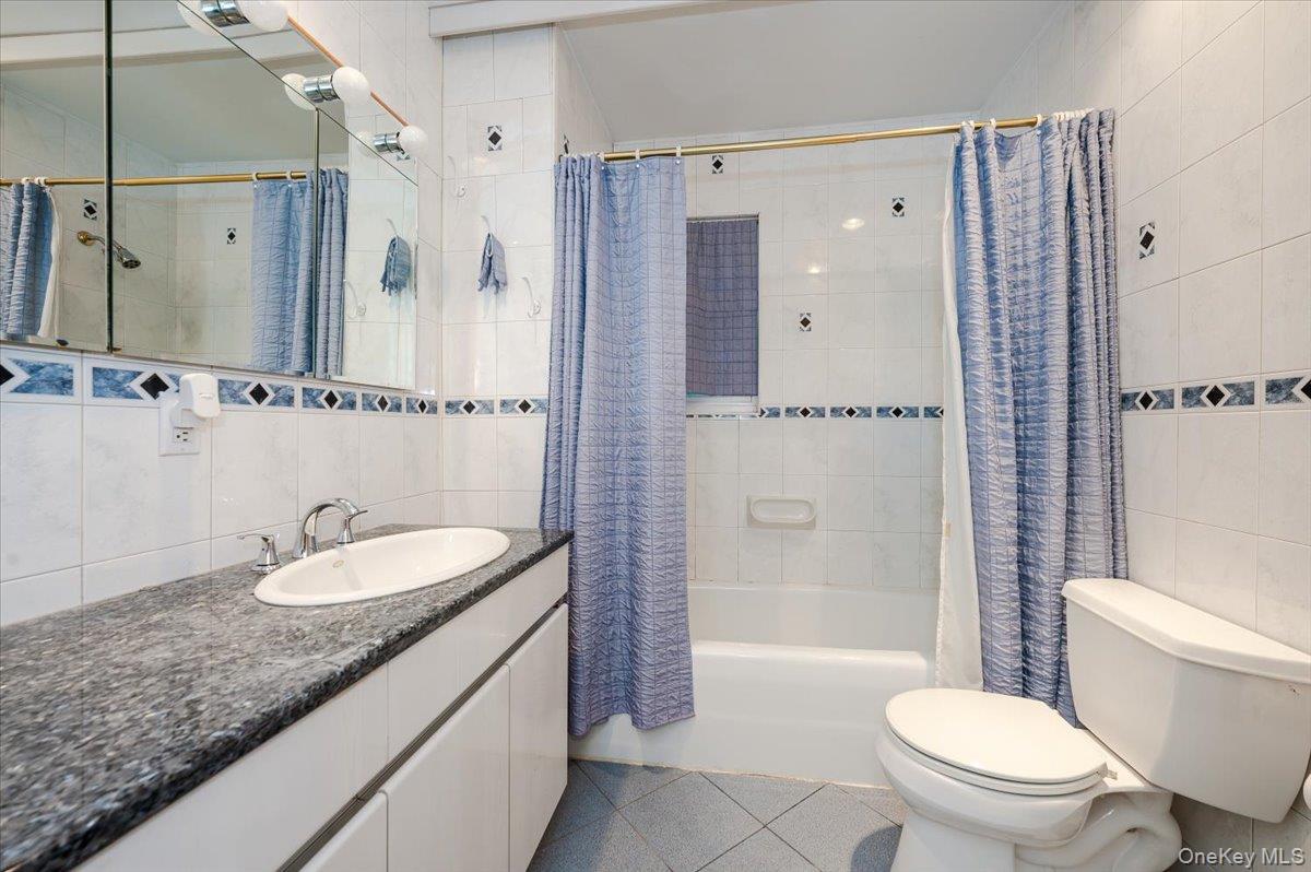 10 Linden Street, Malverne, NY 11565