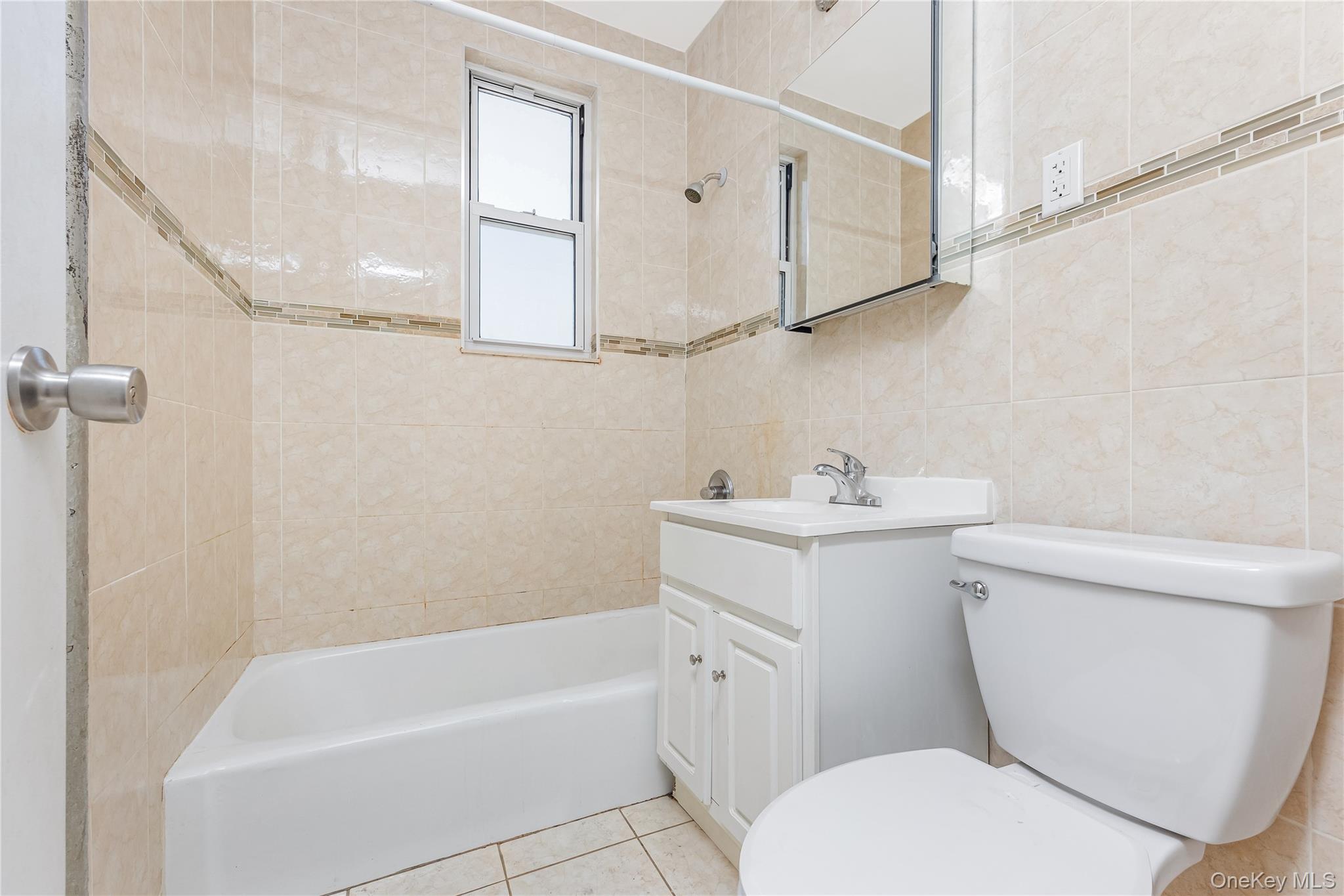 1872 W 9th Street, Brooklyn, NY 11223