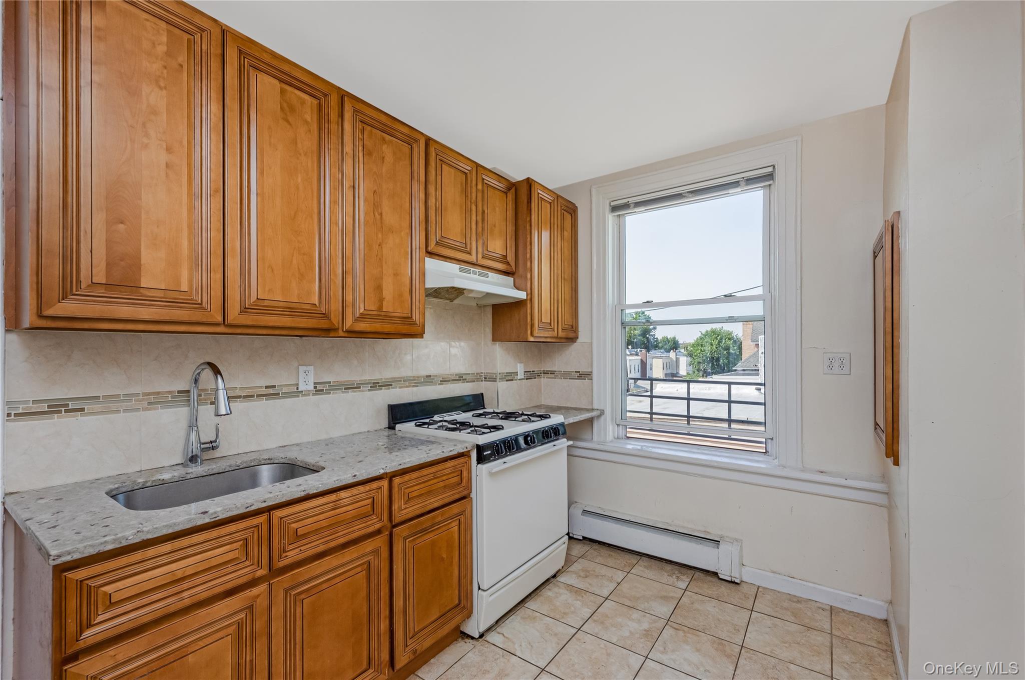 1872 W 9th Street, Brooklyn, NY 11223