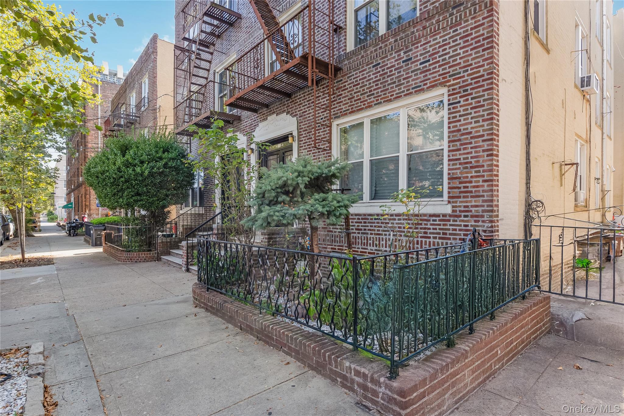 1872 W 9th Street, Brooklyn, NY 11223