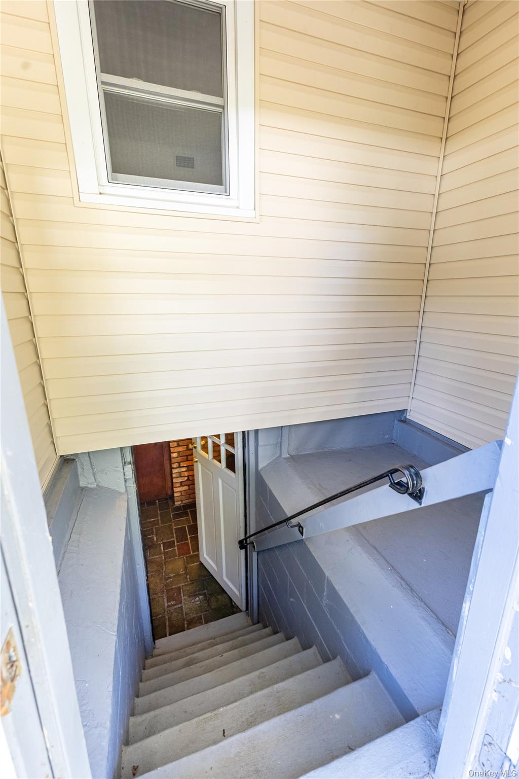 219 Jericho Street, East Islip, NY 11730