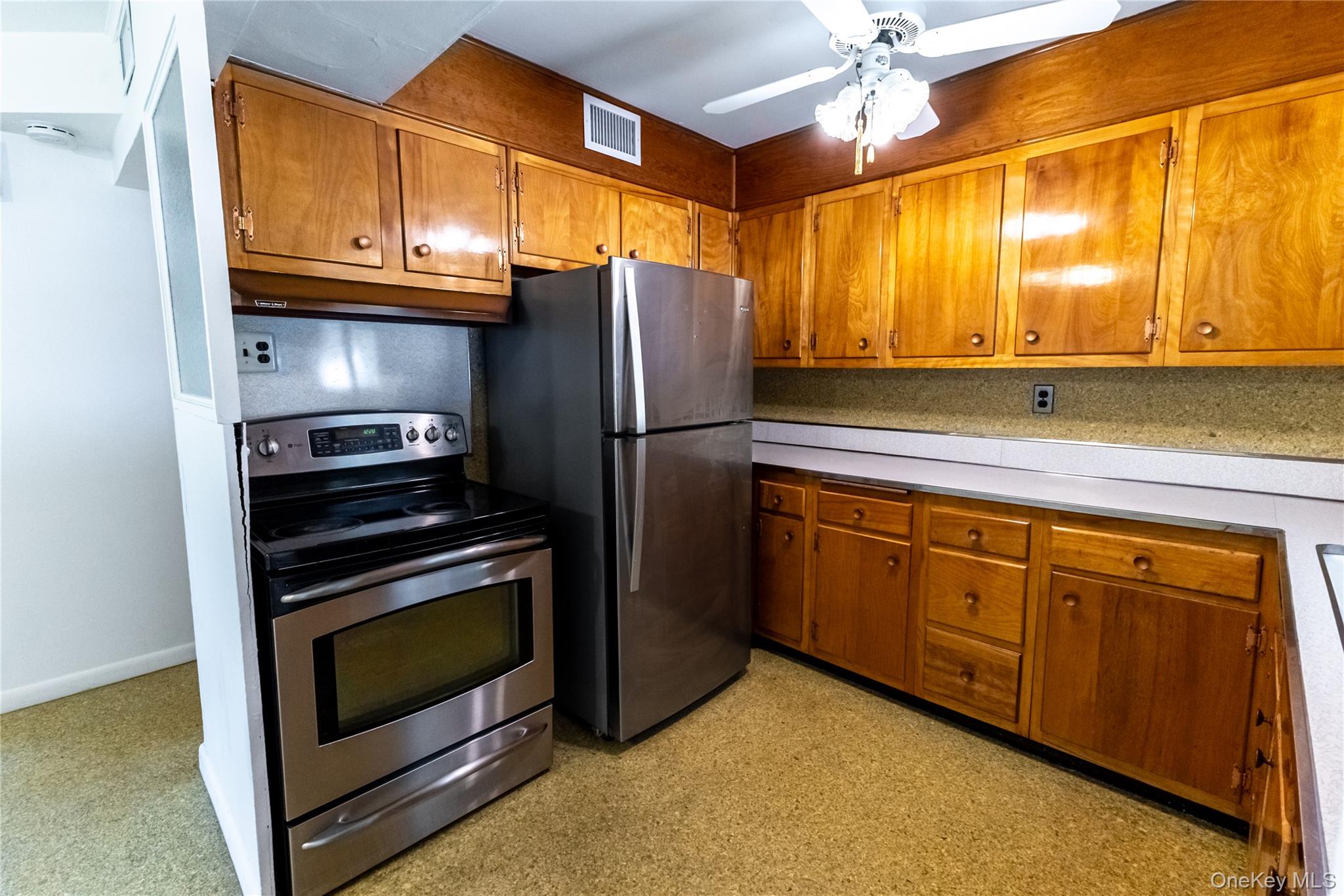 219 Jericho Street, East Islip, NY 11730