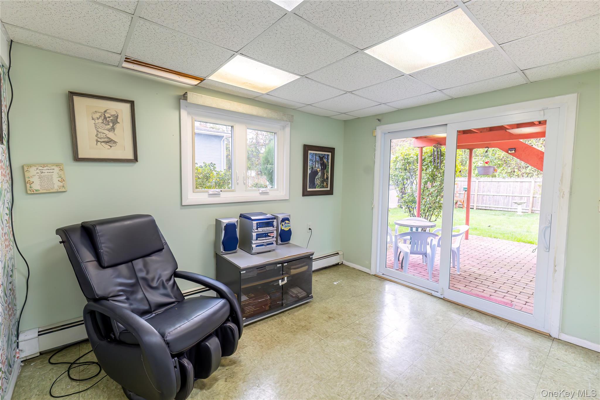 6 William Street, Bay Shore, NY 11706