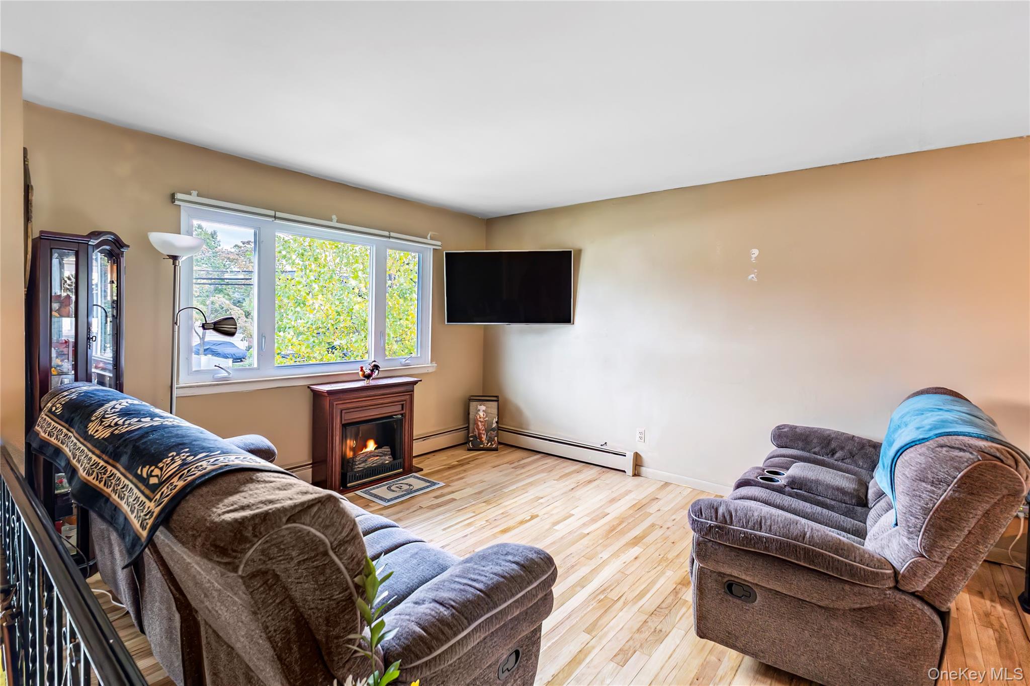 6 William Street, Bay Shore, NY 11706