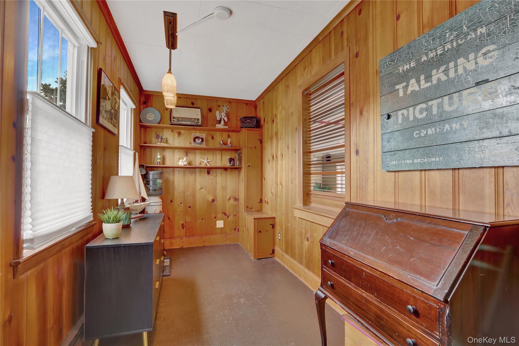 102 Shinnecock Avenue, Massapequa, NY 11758