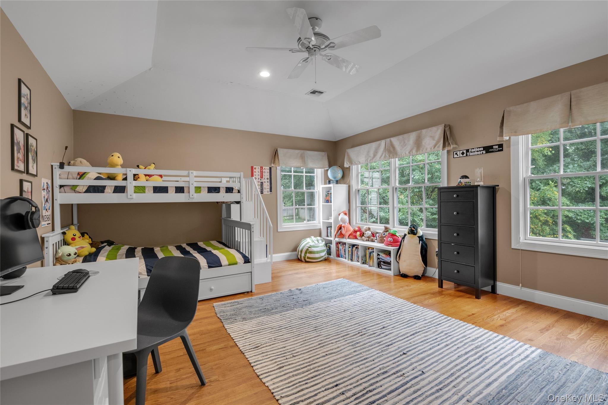 74 Bayview Avenue, Port Washington, NY 11050