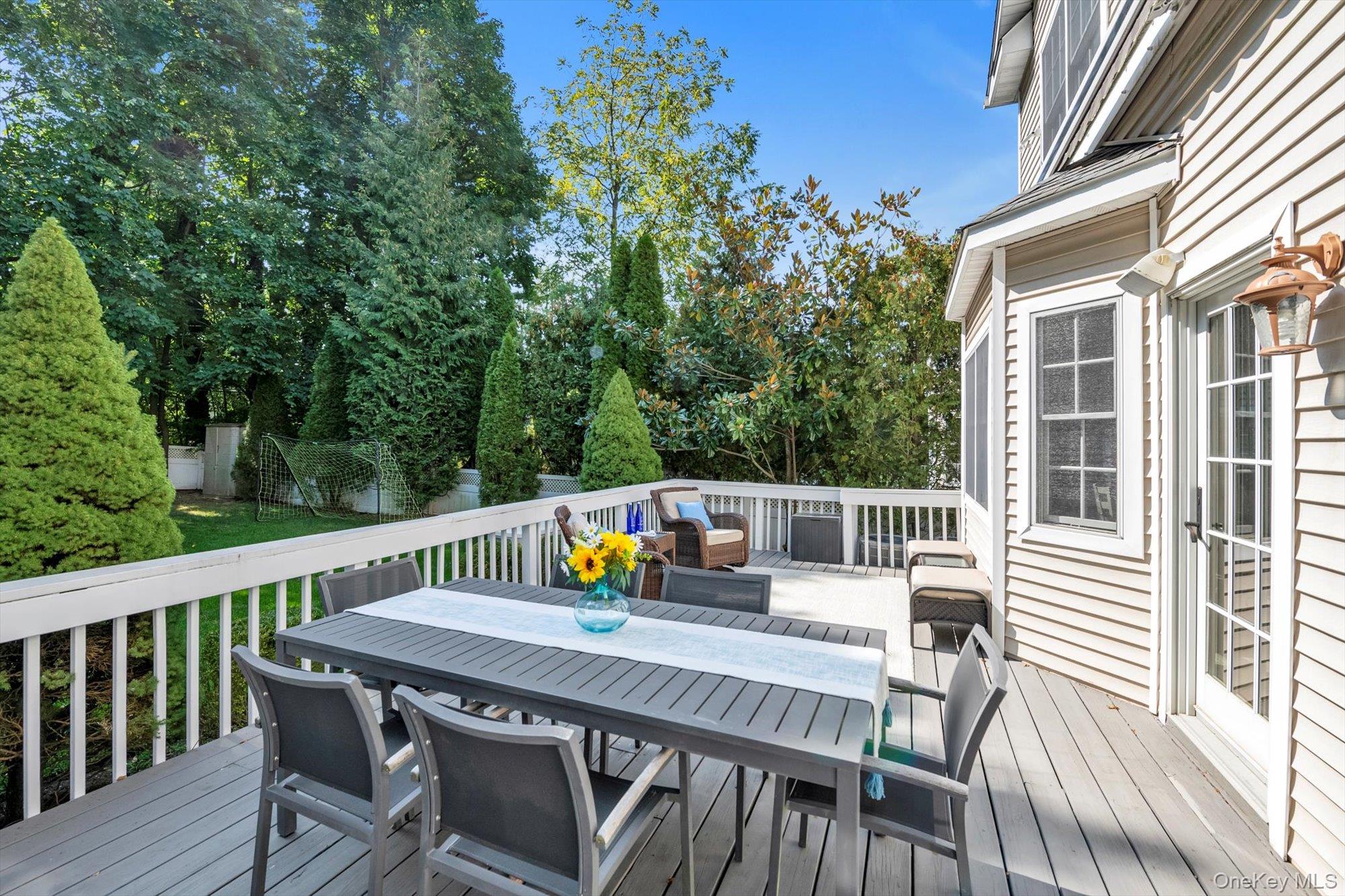 74 Bayview Avenue, Port Washington, NY 11050