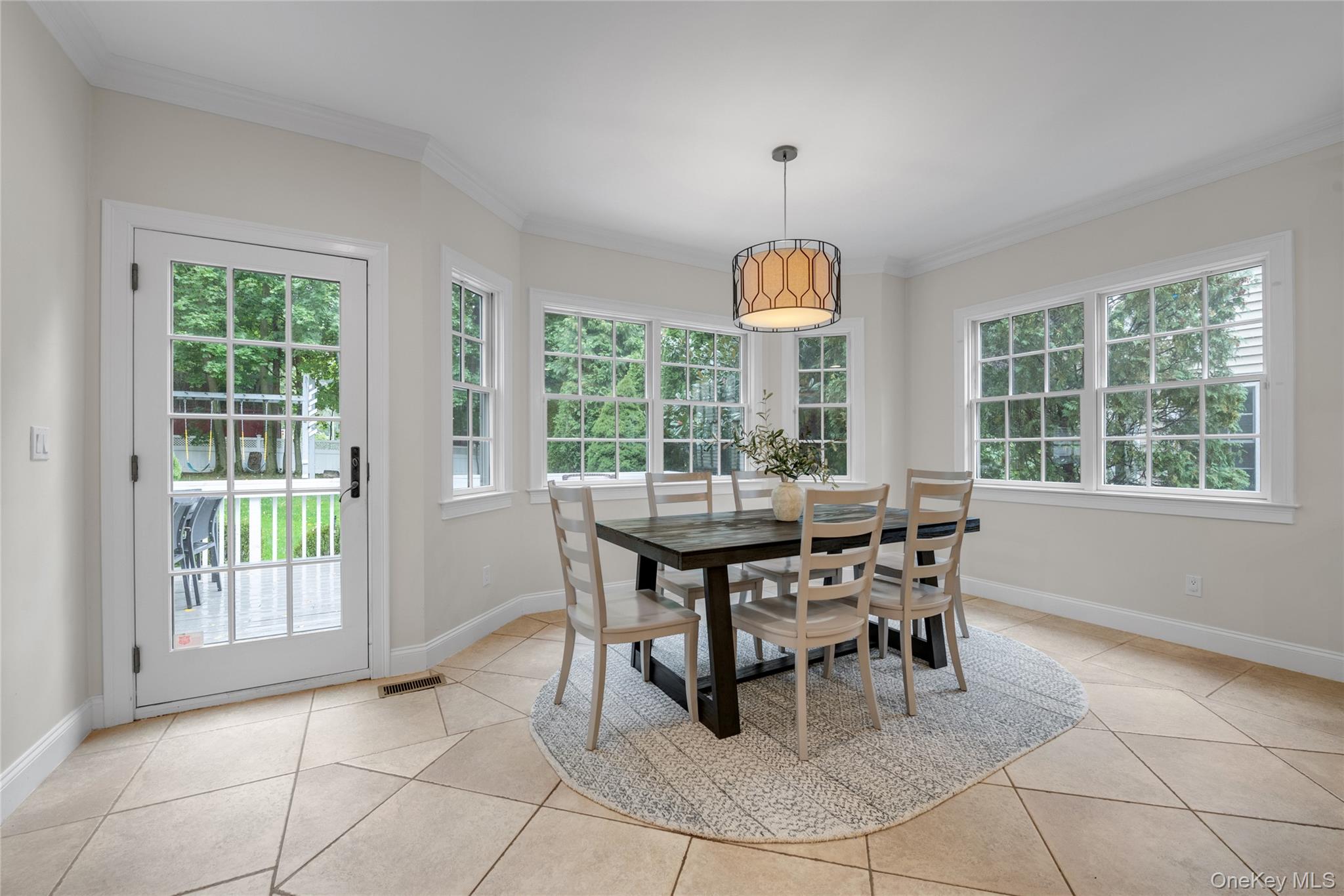 74 Bayview Avenue, Port Washington, NY 11050