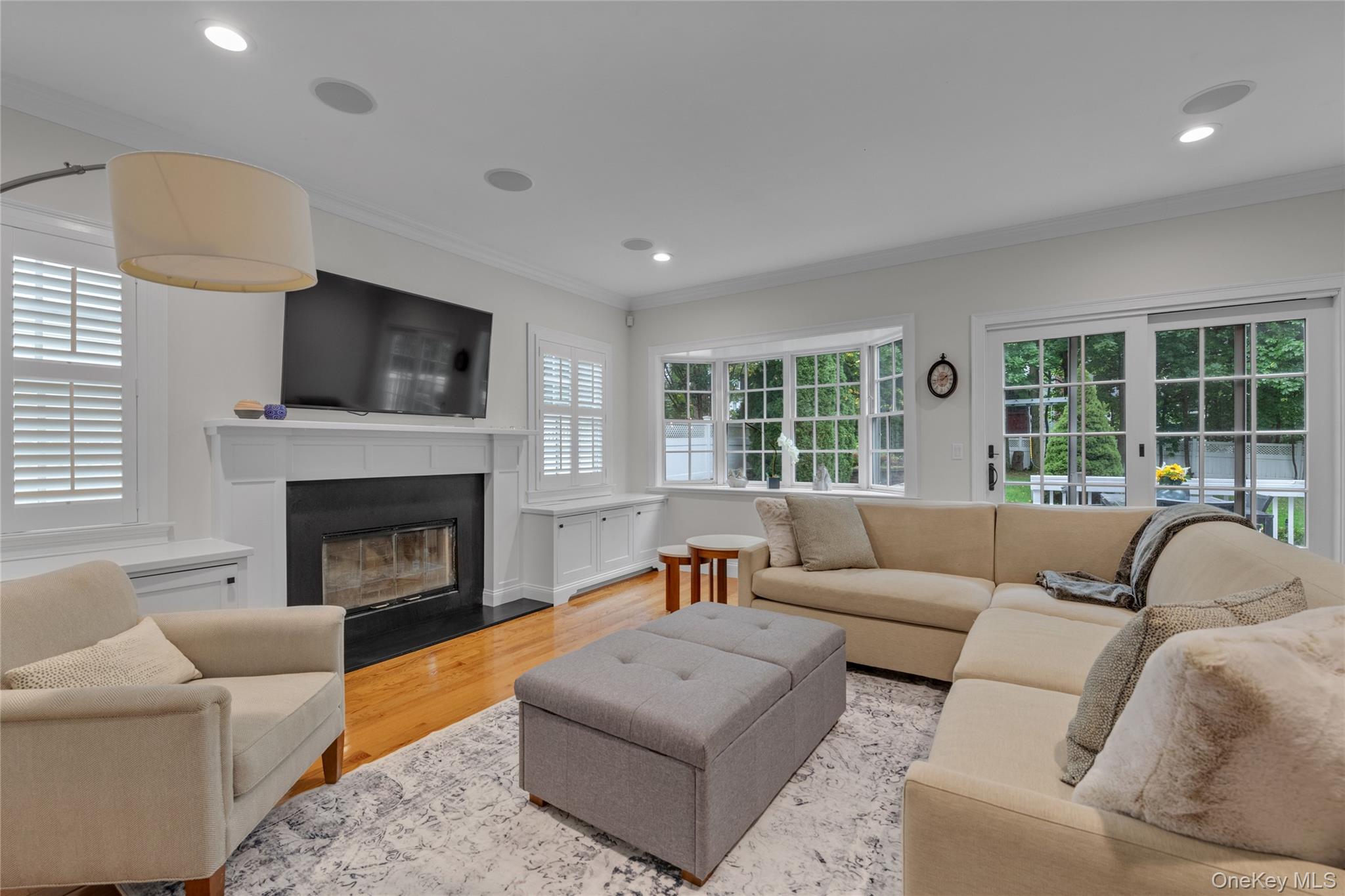 74 Bayview Avenue, Port Washington, NY 11050