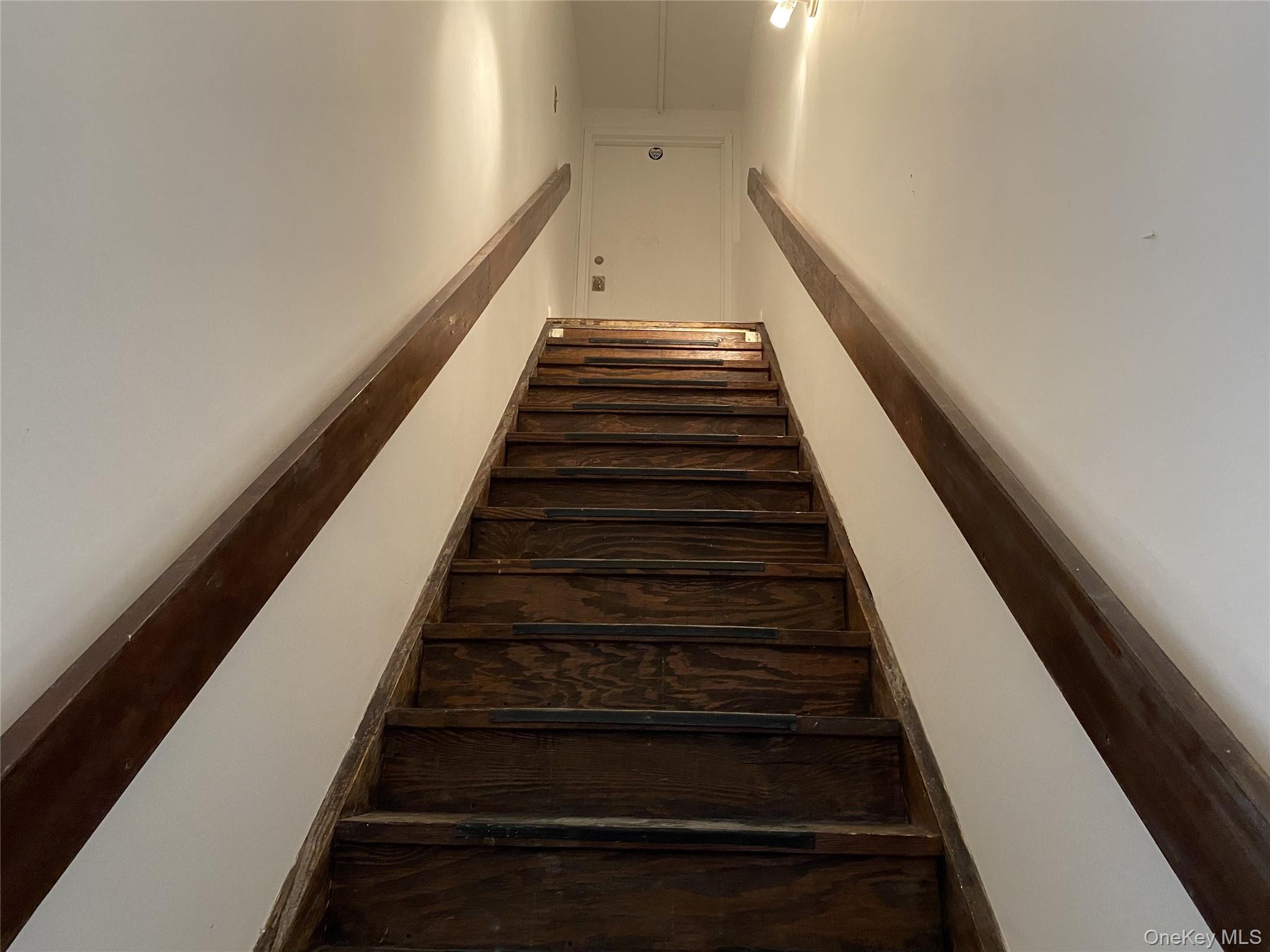 301 Route 17, Hillburn, NY 10931