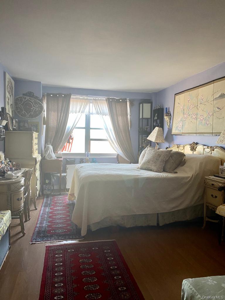 61-20 Grand Central Parkway # C705, Forest Hills, NY 11375