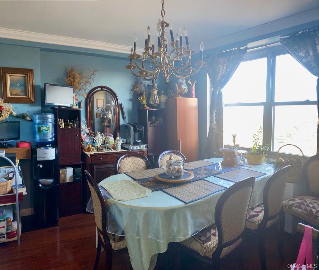 61-20 Grand Central Parkway # C705, Forest Hills, NY 11375