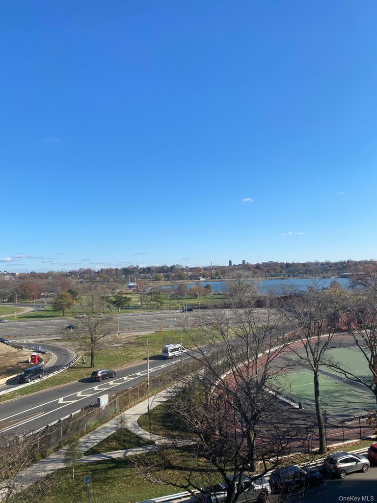 61-20 Grand Central Parkway # C705, Forest Hills, NY 11375