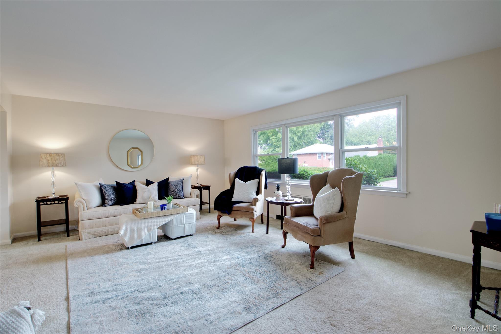 26 Cambridge Avenue, Garden City, NY 11530