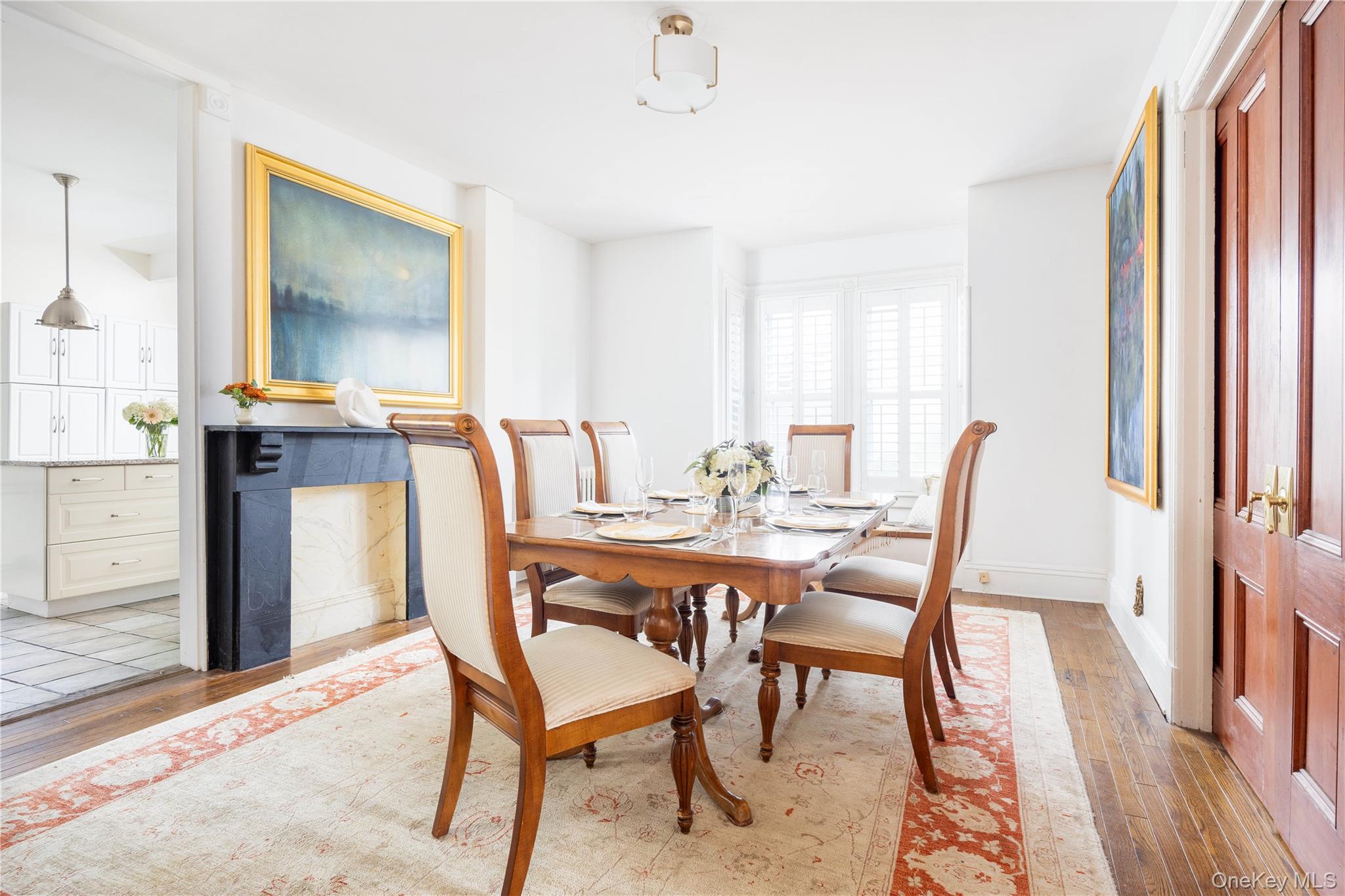 15 Bayside Avenue, Oyster Bay, NY 11771