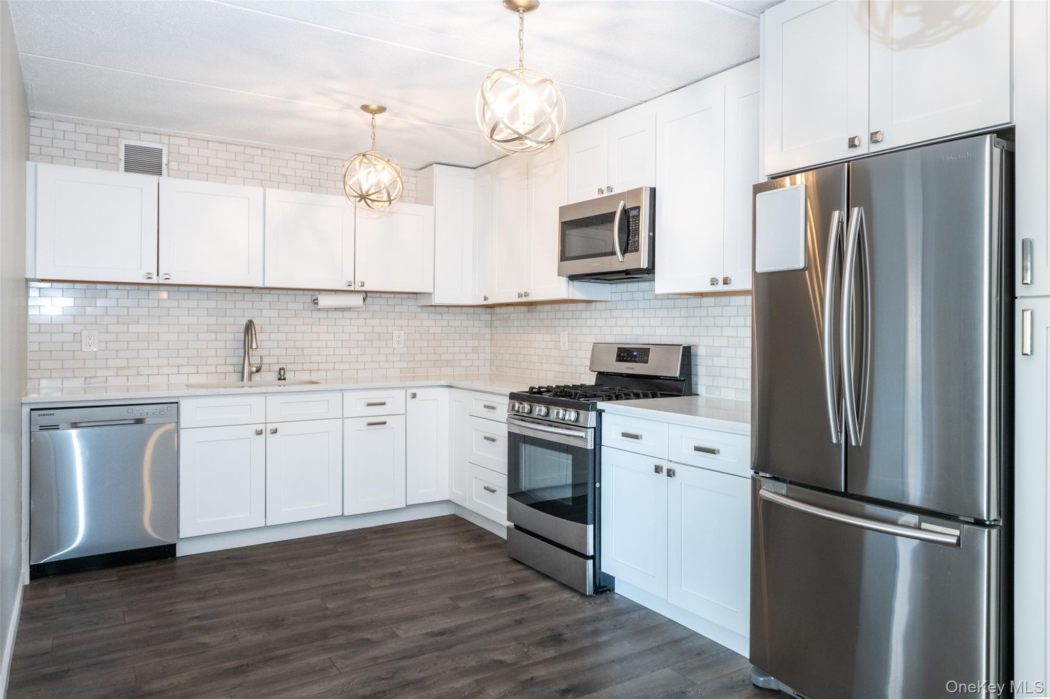 480 Halstead Avenue # 2T, Harrison, NY 10528