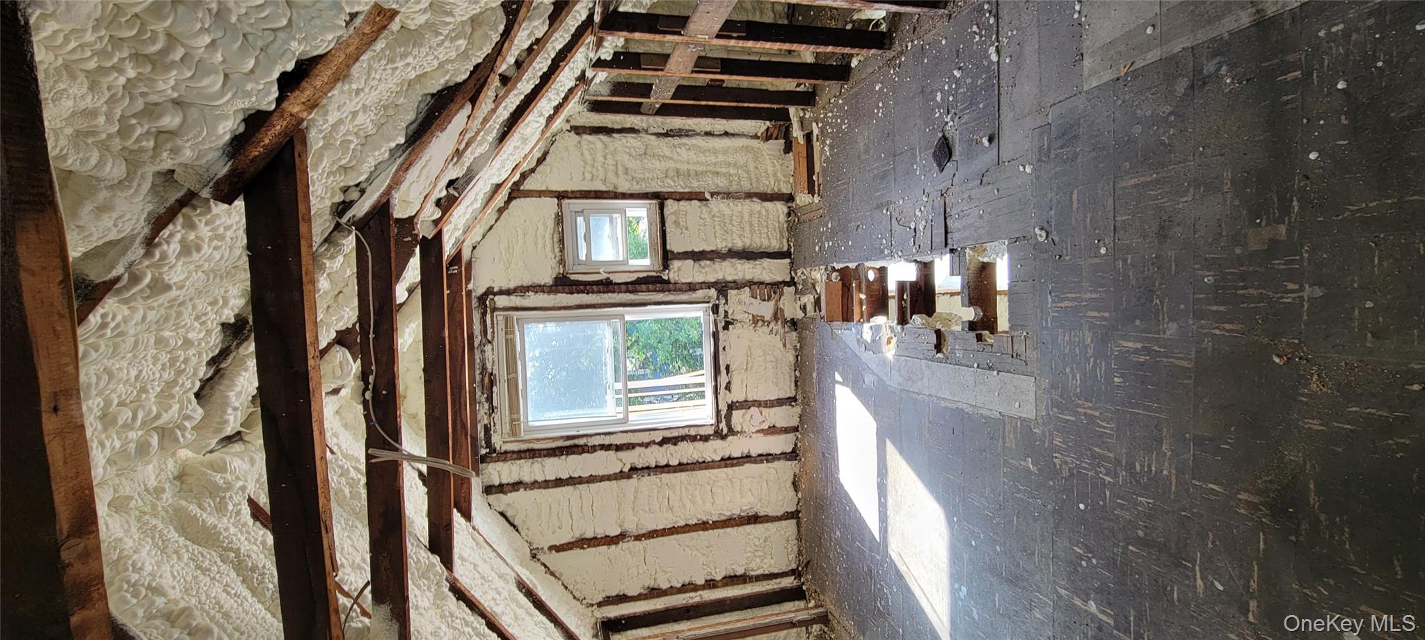 83 Kraemer Street, Hicksville, NY 11801