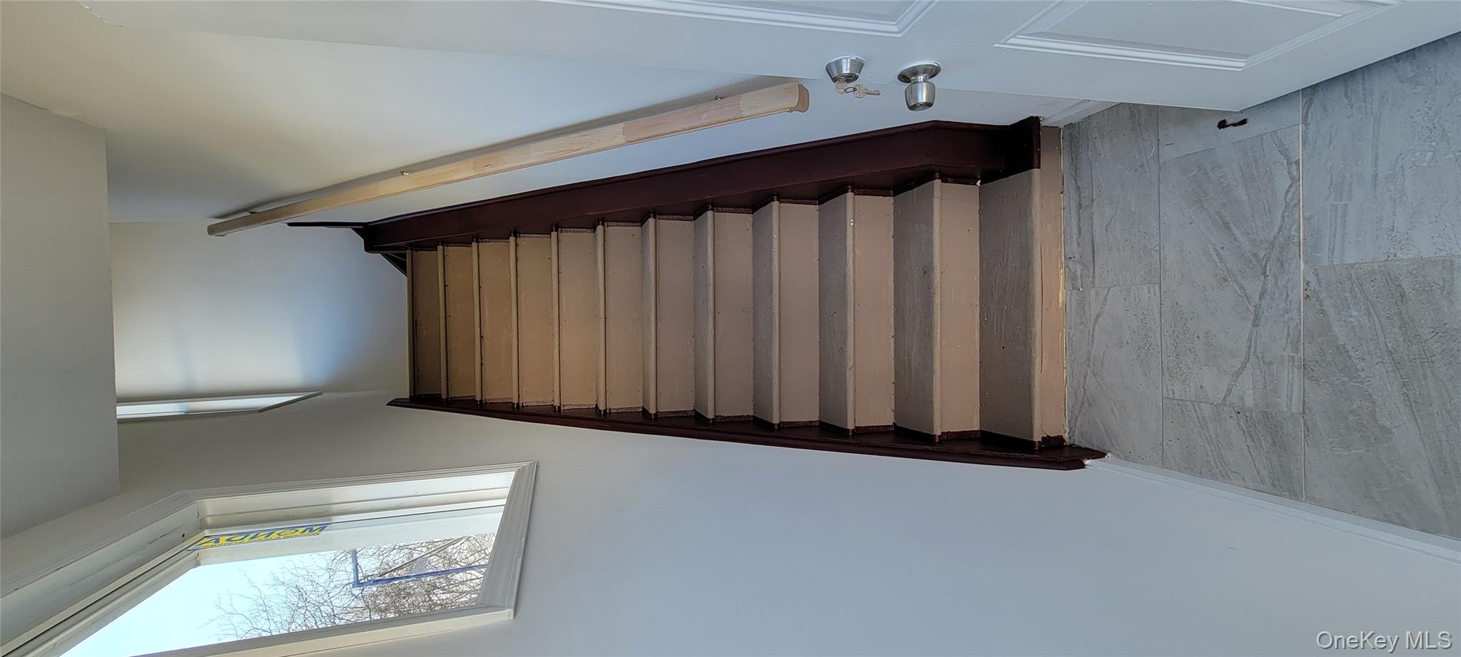 83 Kraemer Street, Hicksville, NY 11801