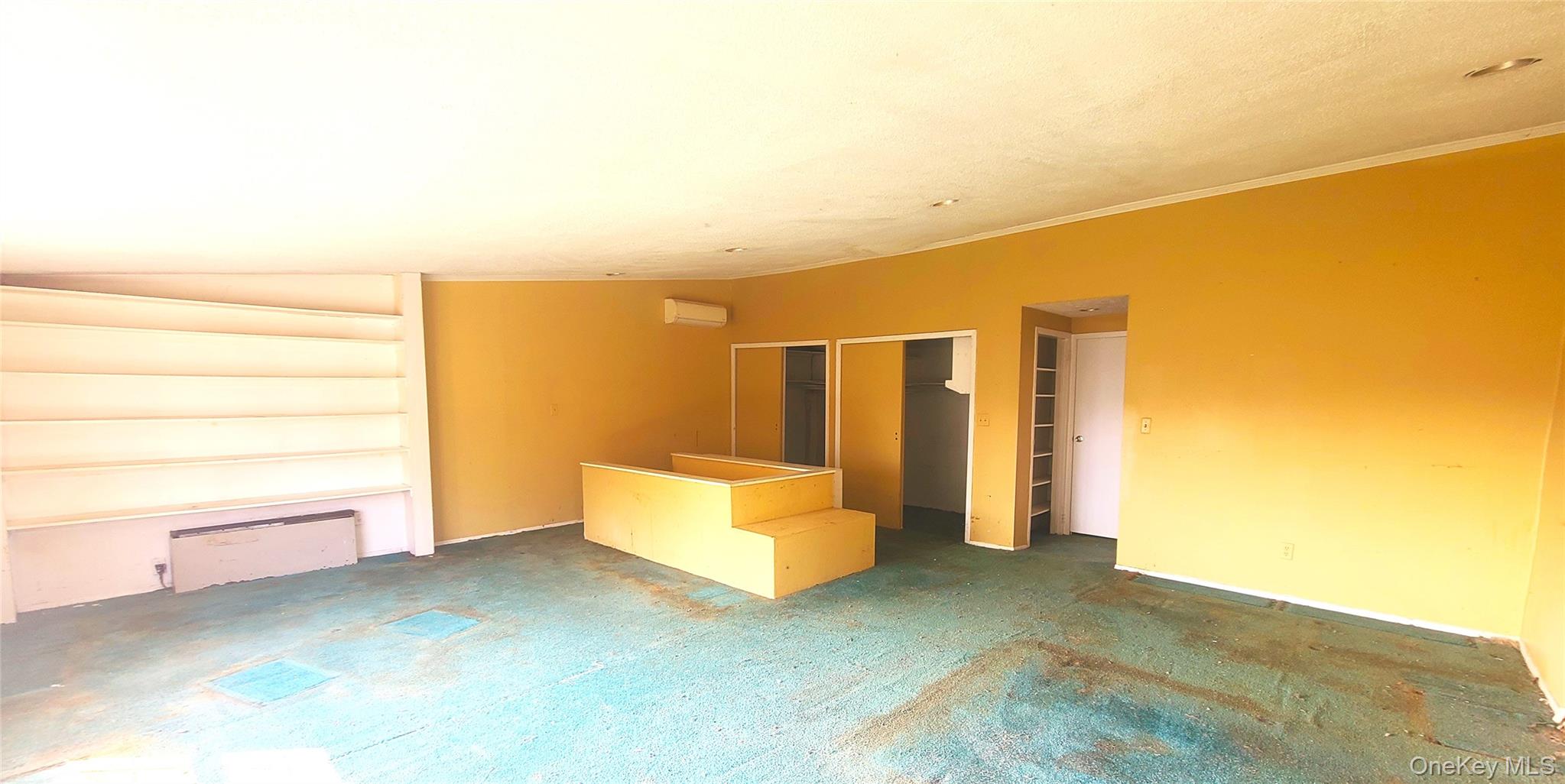 523 Archer Street, Freeport, NY 11520