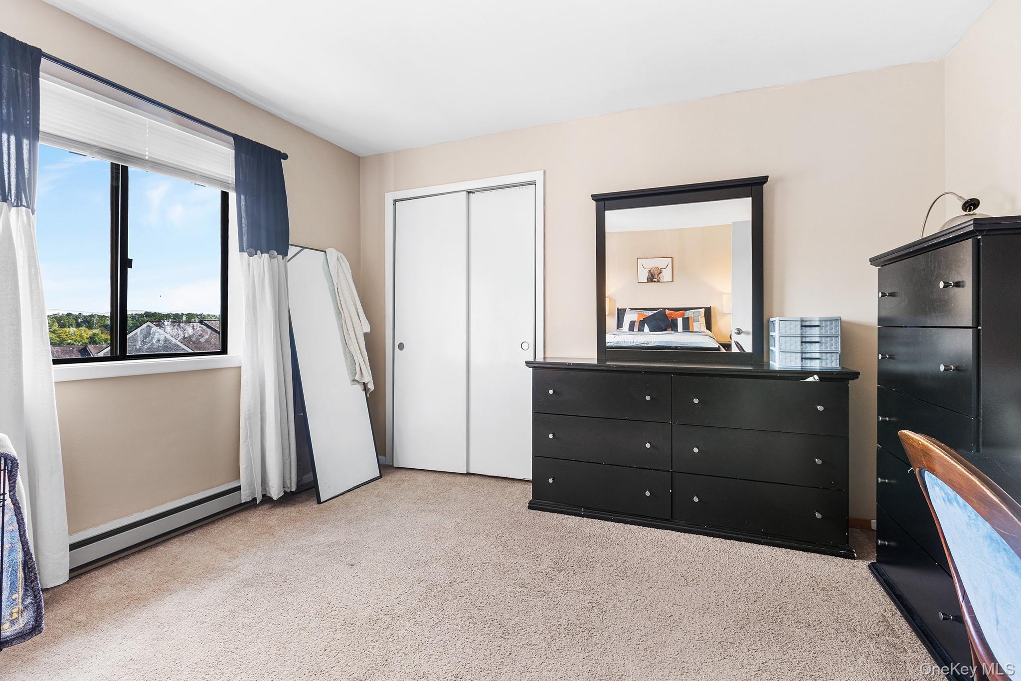 6807 Chelsea Cove N, Hopewell Junction, NY 12533