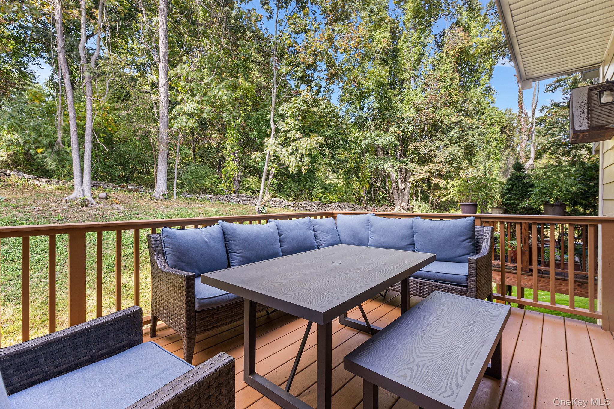 6807 Chelsea Cove N, Hopewell Junction, NY 12533