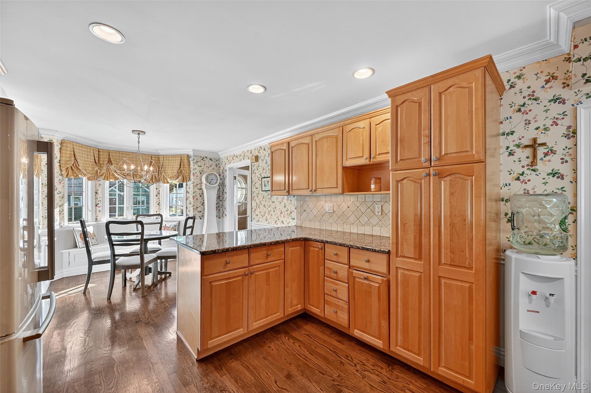 60 S Nauraushaun Road, Pearl River, NY 10965