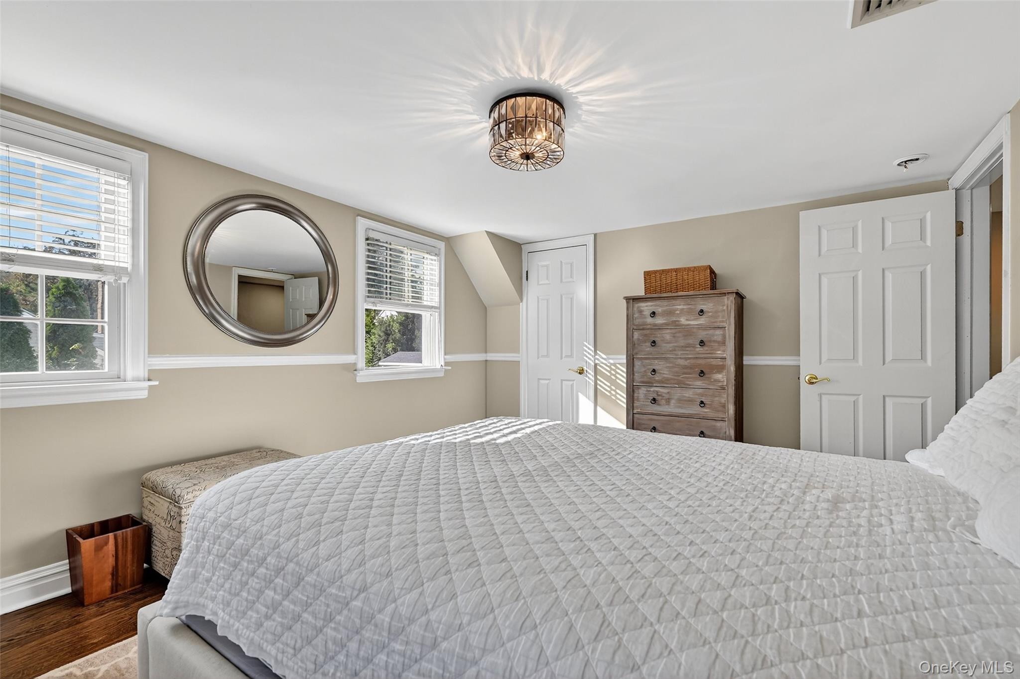 60 S Nauraushaun Road, Pearl River, NY 10965