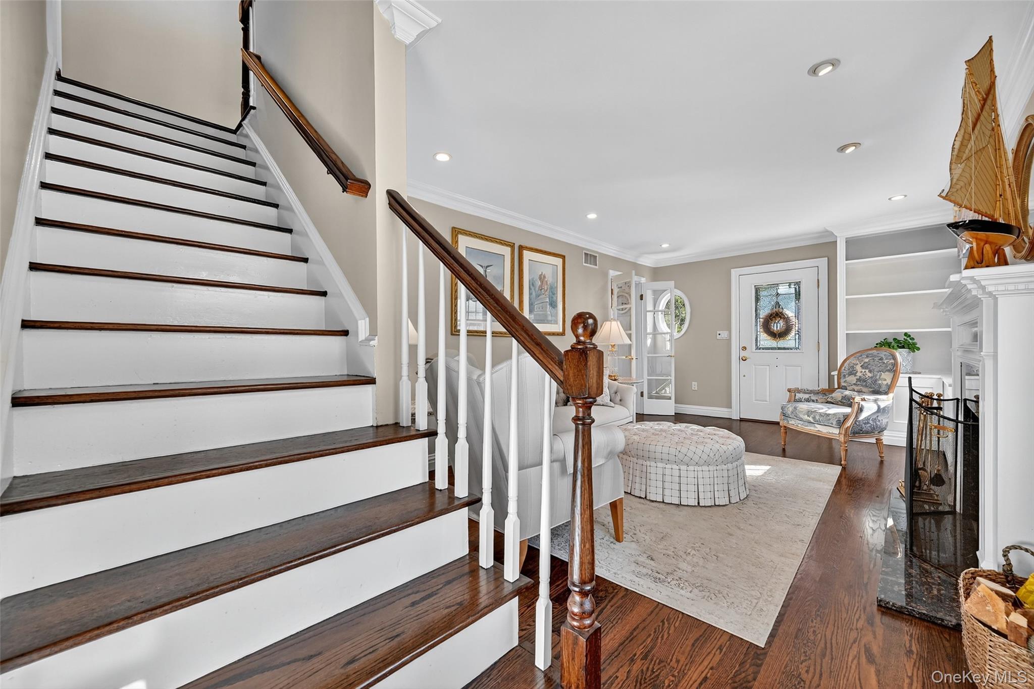 60 S Nauraushaun Road, Pearl River, NY 10965