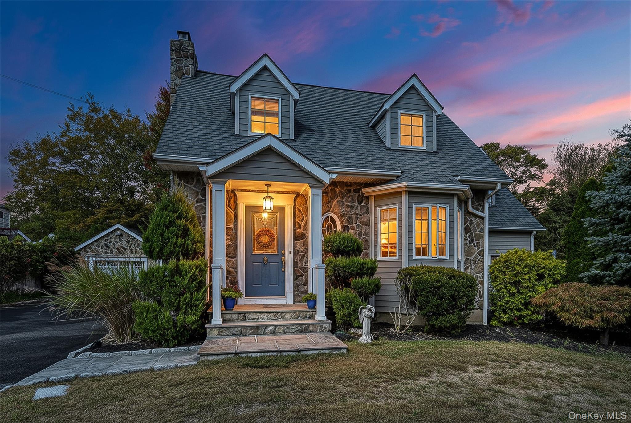 60 S Nauraushaun Road, Pearl River, NY 10965