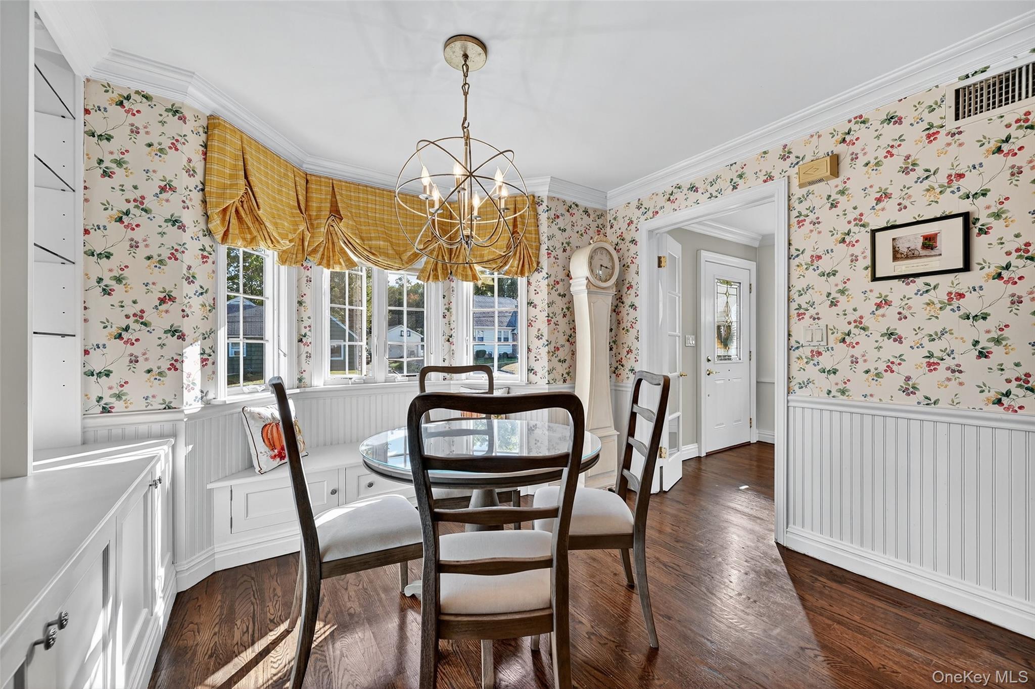 60 S Nauraushaun Road, Pearl River, NY 10965