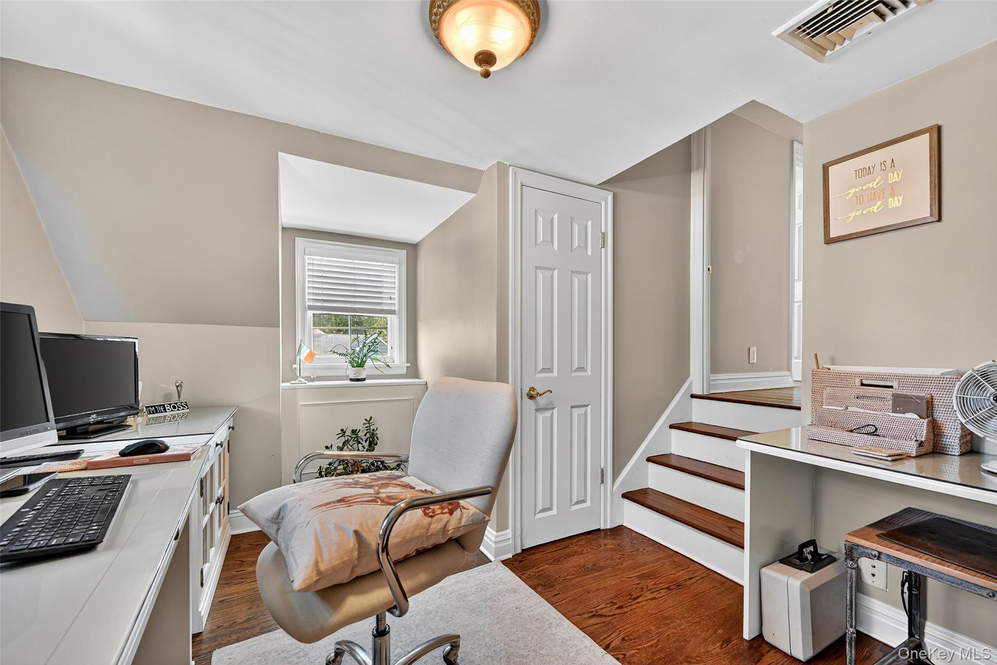 60 S Nauraushaun Road, Pearl River, NY 10965