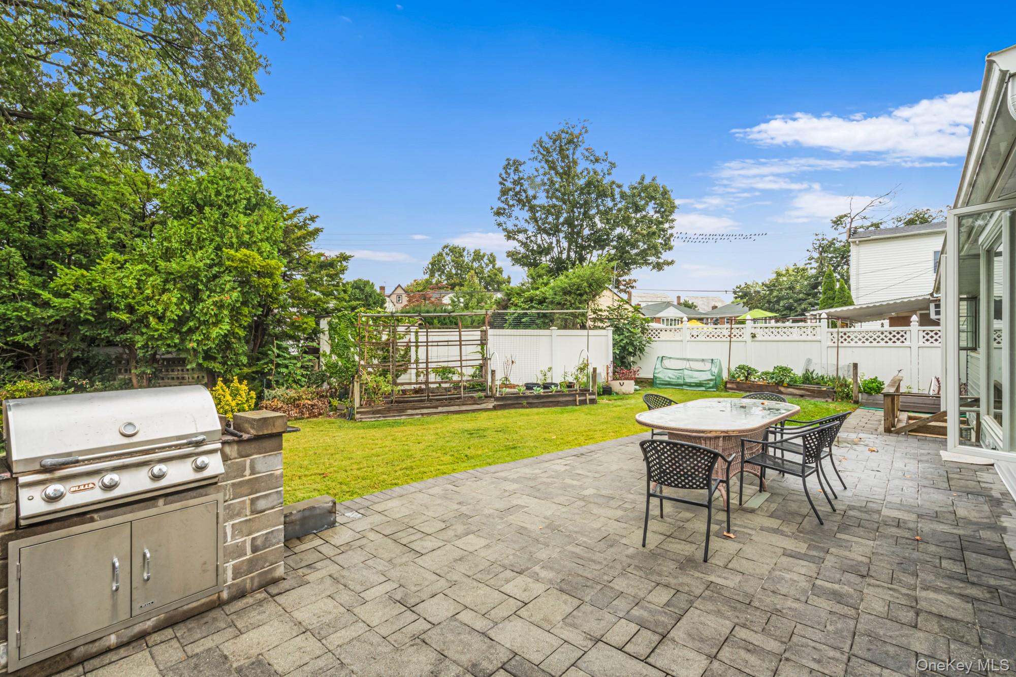 27-22 Bayside Lane, Flushing, NY 11358