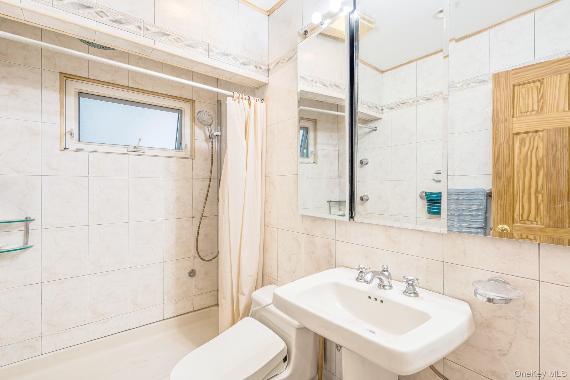 27-22 Bayside Lane, Flushing, NY 11358