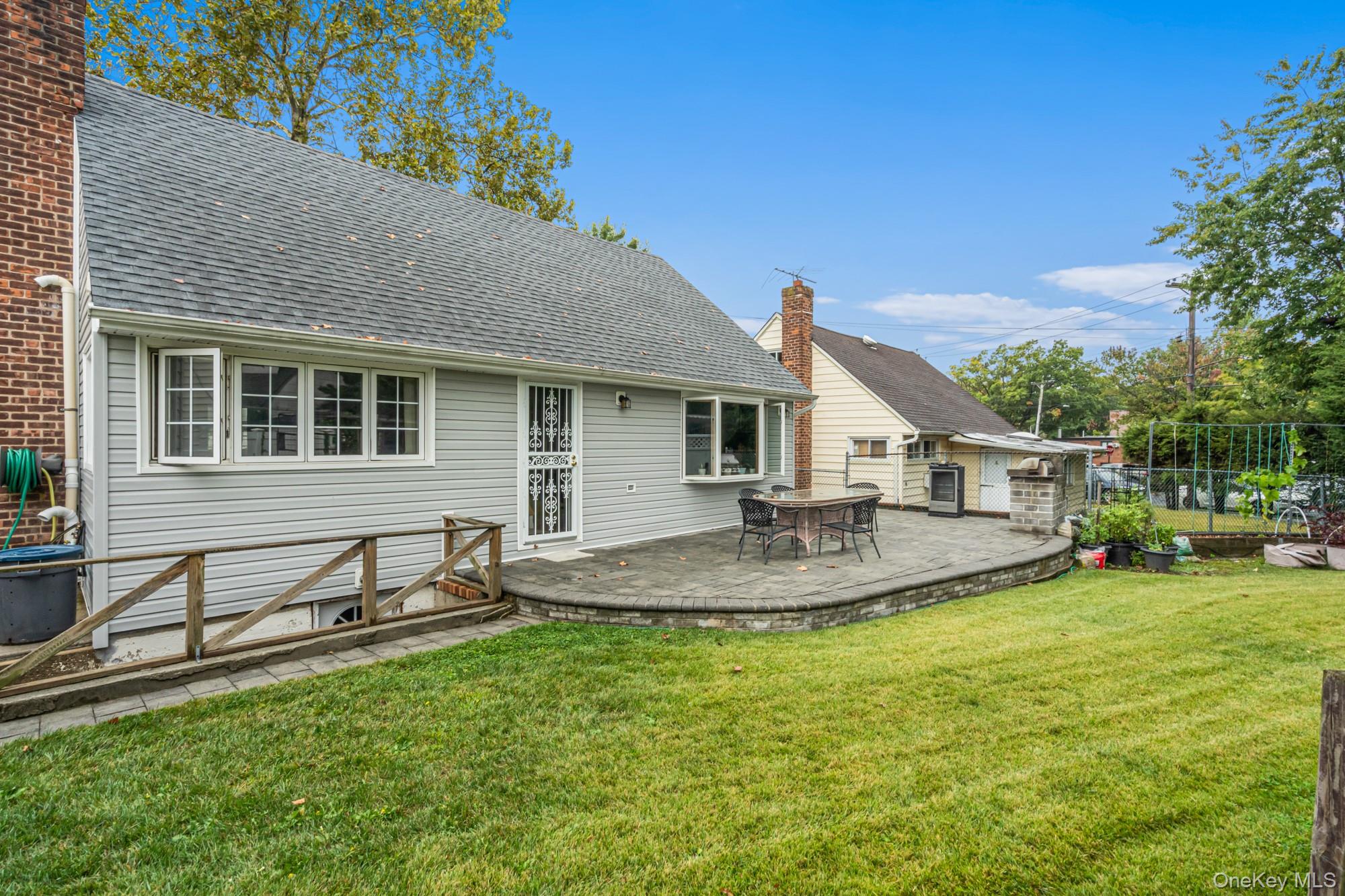 27-22 Bayside Lane, Flushing, NY 11358