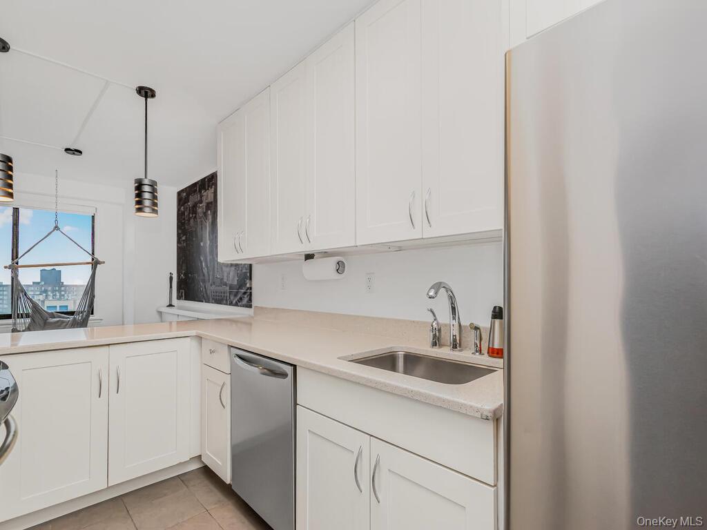 3671 Hudson Manor terrace # 14G, Bronx, NY 10463