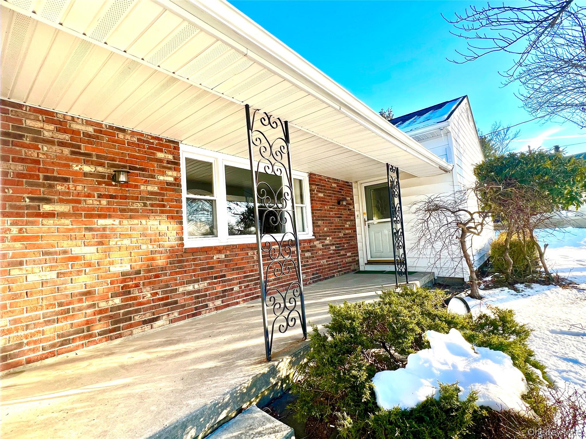 14 Rdean Place, Middletown, NY 10940