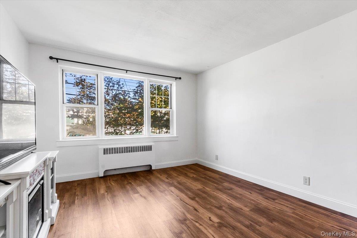 14 Soundview Avenue # #38, White Plains, NY 10606