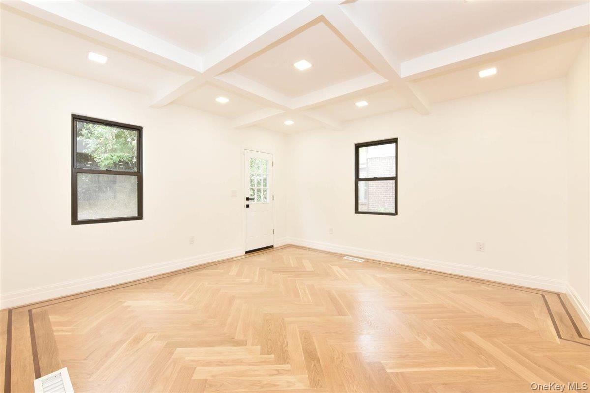 19127 Foothill Avenue, Holliswood, NY 11423