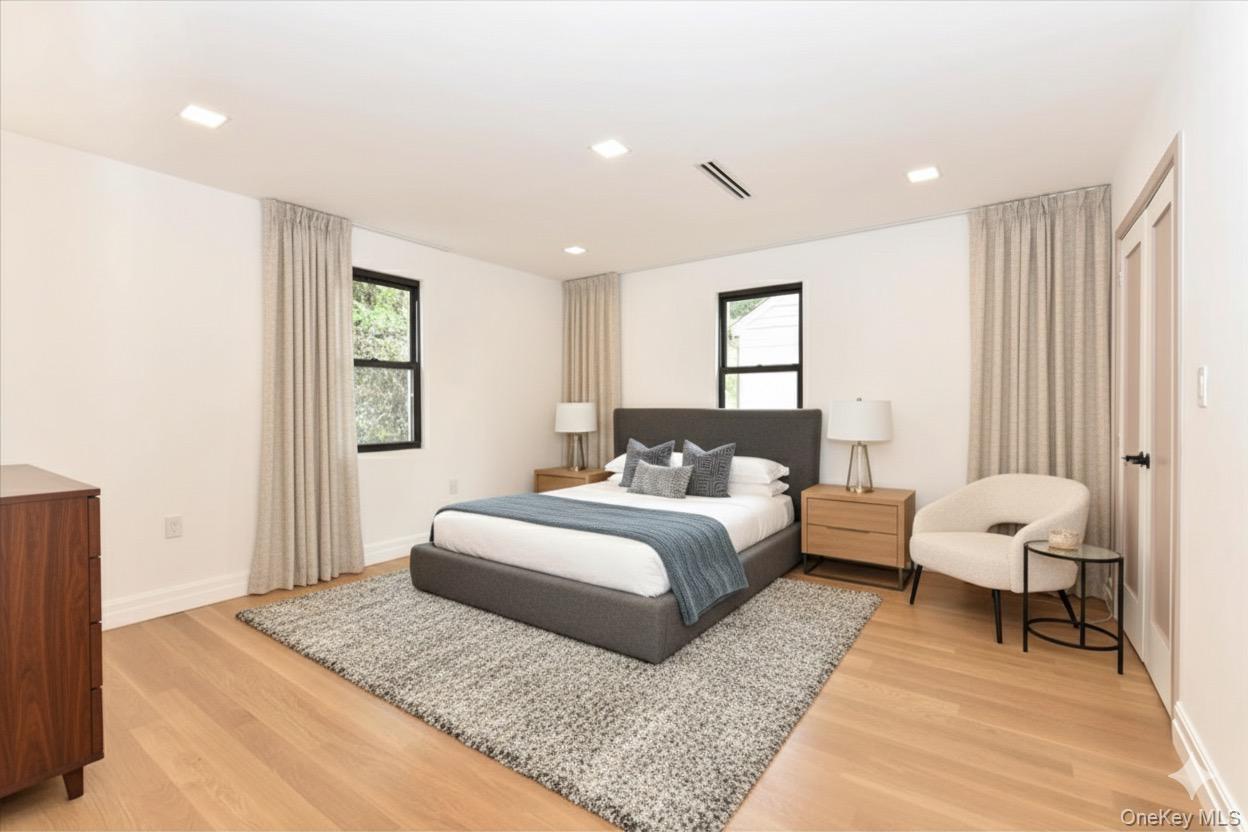 19127 Foothill Avenue, Holliswood, NY 11423