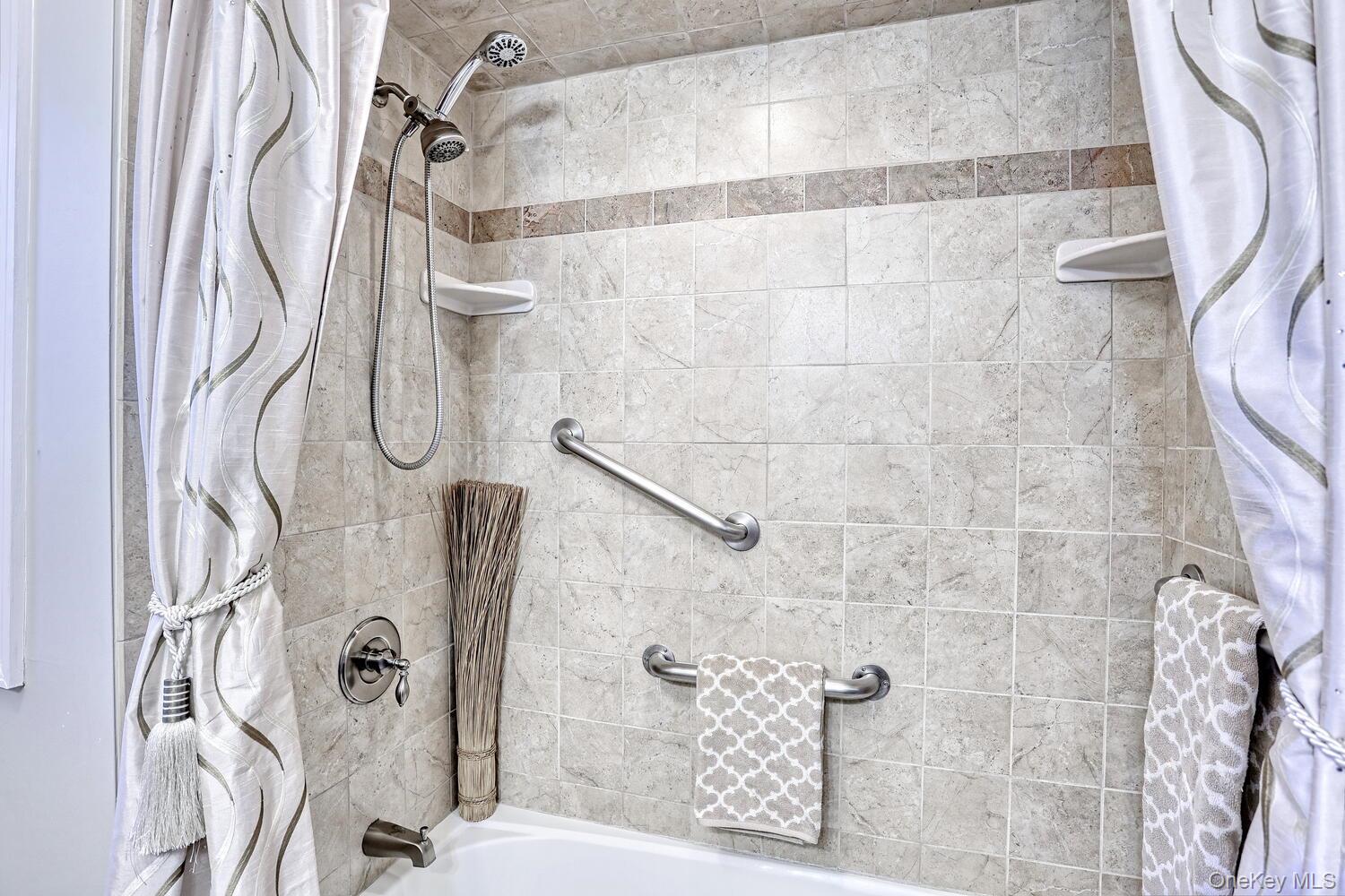 122 Birch Lane, New City, NY 10956