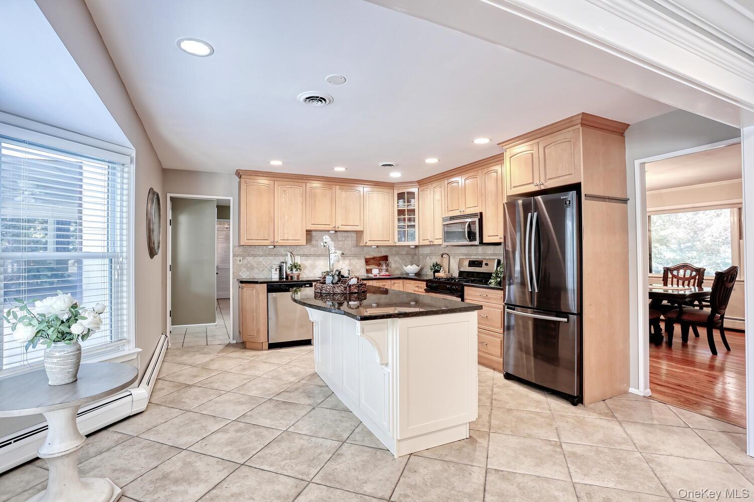 122 Birch Lane, New City, NY 10956