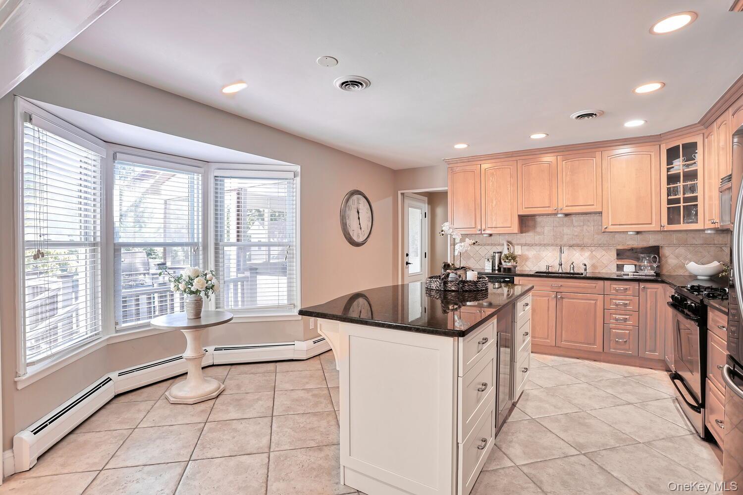 122 Birch Lane, New City, NY 10956