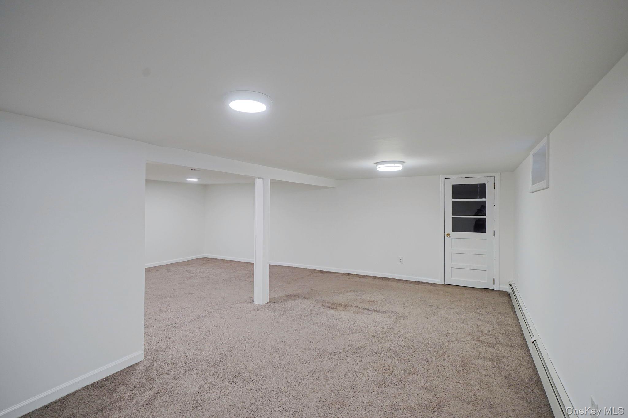 20 Arlington Terrace, Lake Grove, NY 11755